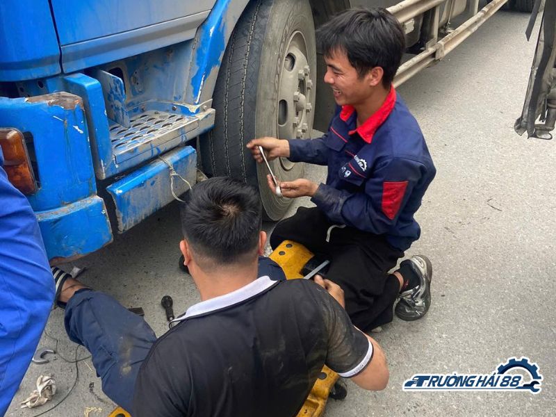 Gara Trường Hải 88 - Gara Sửa Chữa Tải Uy Tín & Chất Lượng Tại Hà Nội Gara Trường Hải 88 - Gara Sửa Chữa Tải Uy Tín & Chất Lượng Tại Hà Nội