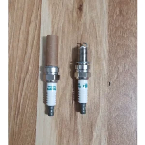 Bugi đánh lửa xe tải THACO TOWNER 990 950A 990 ( Giá 1 cái )