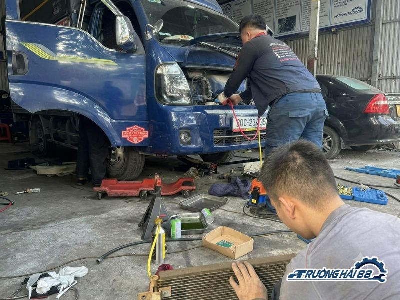 Đại Tu Động Cơ Fuso Fighter Đại Tu Động Cơ Fuso Fighter
