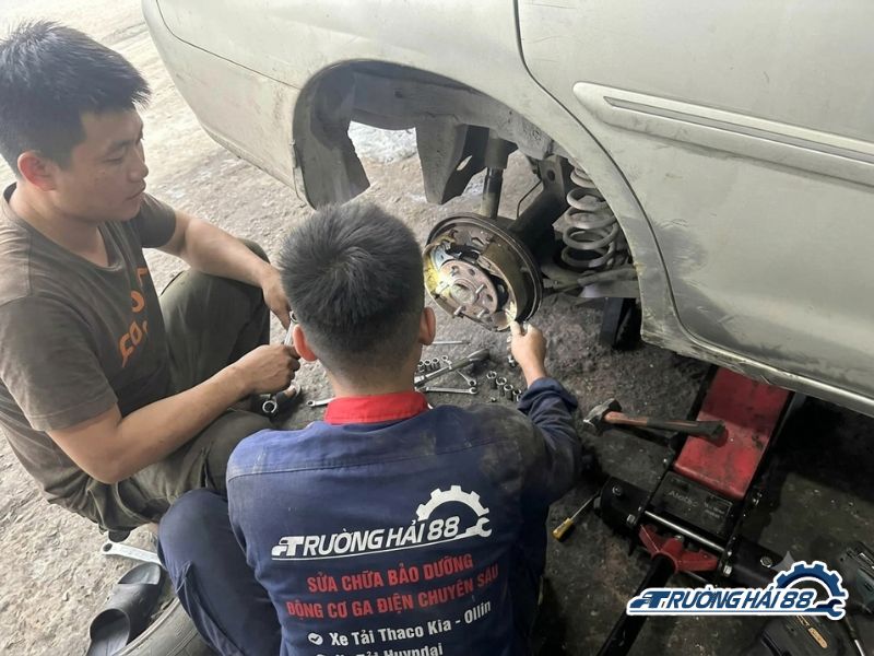Đại Tu Động Cơ Fuso Fighter Đại Tu Động Cơ Fuso Fighter