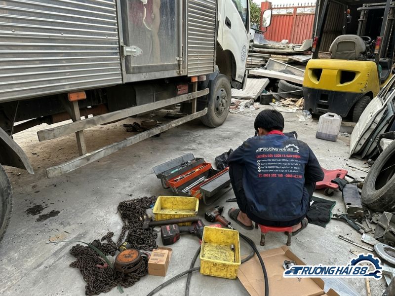 Gara Chuyên Sửa Xe Tải Isuzu Nhẹ