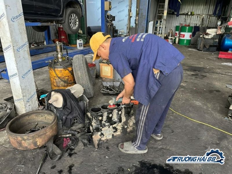 Sửa Chữa Xe Tải Hino 300 Series Sửa Chữa Xe Tải Hino 300 Series