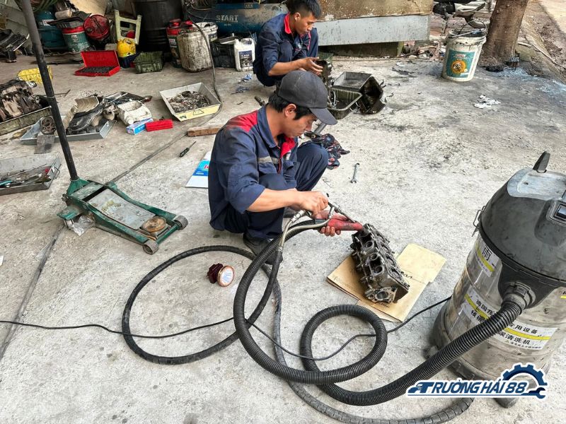 Sửa Chữa Xe Tải Hino 300 Series Sửa Chữa Xe Tải Hino 300 Series