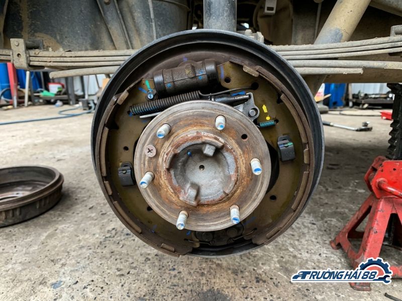 Sửa Hệ Thống Phanh Xe Tải Hino Sửa Hệ Thống Phanh Xe Tải Hino