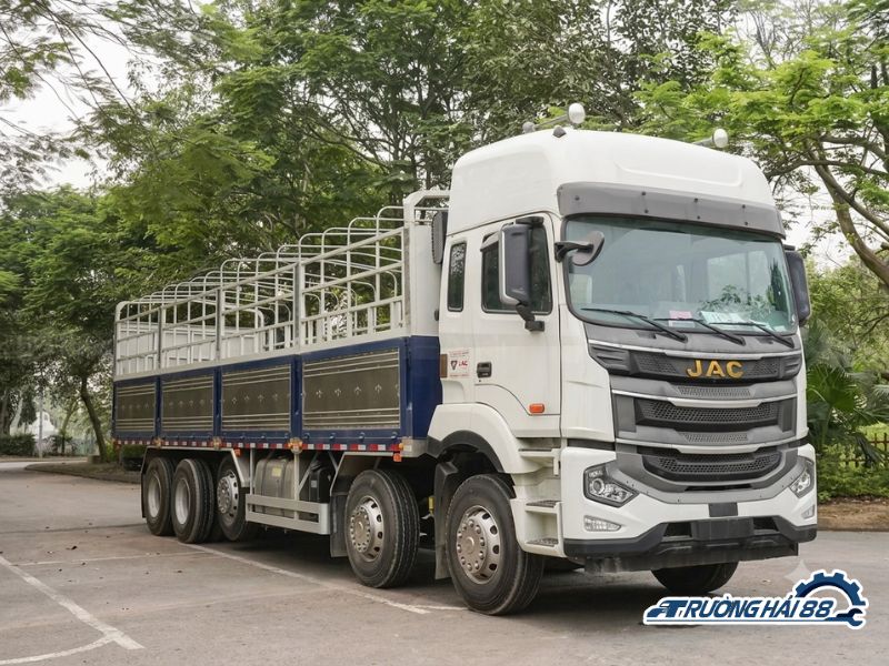 Thay Lốp Xe Tải Nặng Thay Lốp Xe Tải Nặng